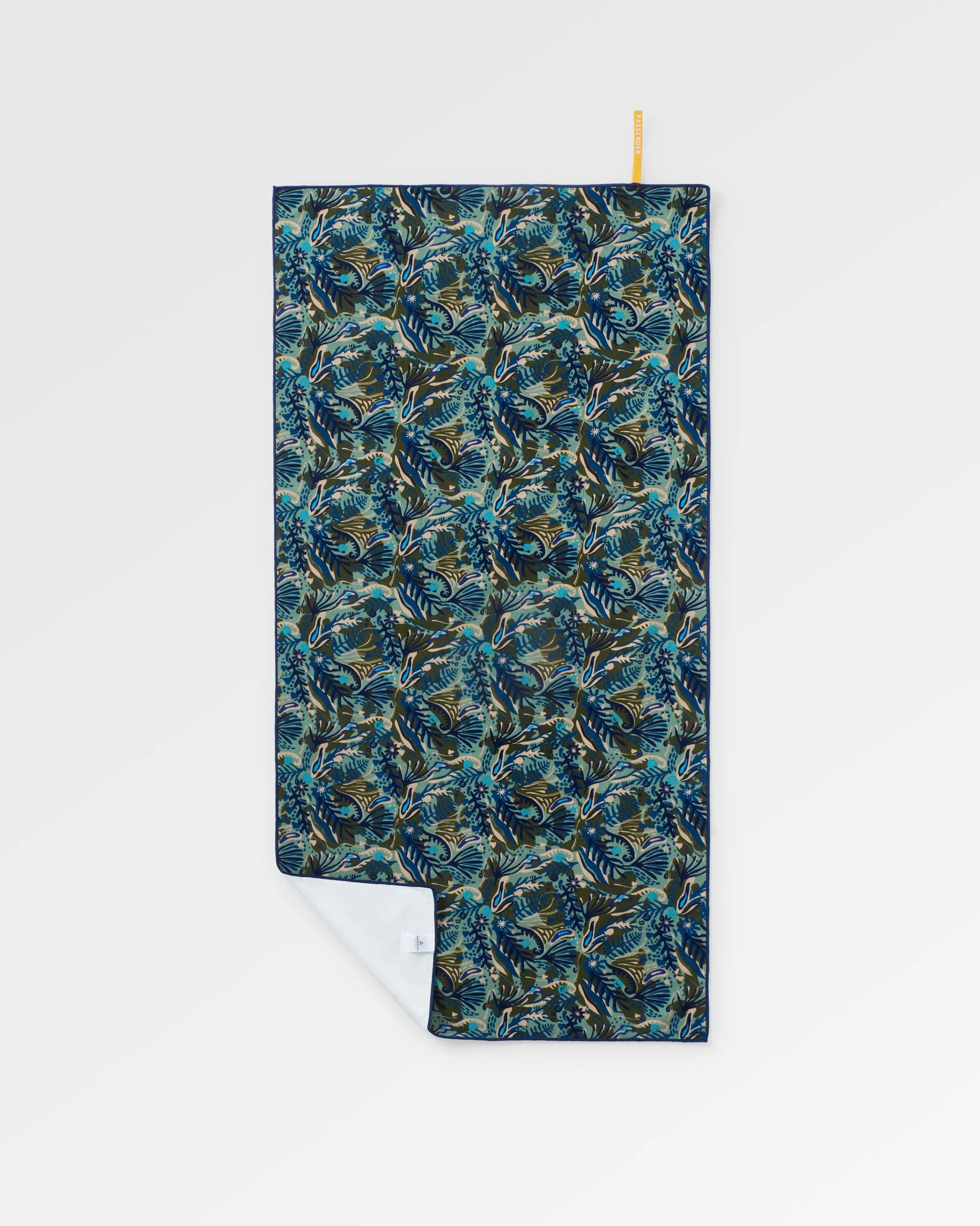 Travel Towel Recycled Microfibre - Abstract Seaweed Pistachio
